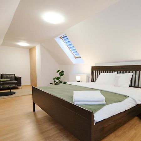 Kesta Apartman Martin Luaran gambar